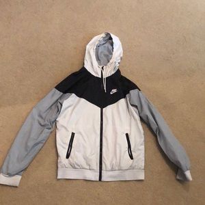 Mens Small Nike Windbreaker